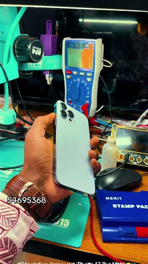 Réparation écran vert iPhone 13 Pro Max sans changer l’écran authentique #calavi229🇧🇯 #technicien #pro #iphone #cotonou229🇧🇯