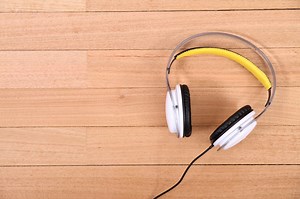 How To Reset Skullcandy Headphones EASILY (  How To Pair)