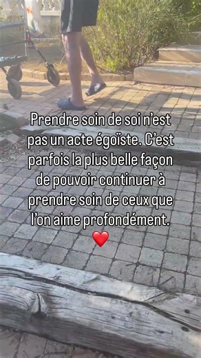 Prendre soin de soi, ce n’est pas seulement penser à soi. C’est préserver sa santé, sa mobil #Shorts
