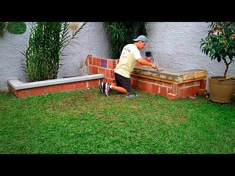 Young man builds an extremely detailed Flower Bed in 30 days!🌿🌹