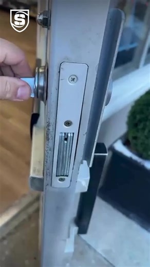 Before ➜ after: door lock repair that fixes sticking, loose latches, and rough turns. Searching locksmith near me? Sure Lock & Key mobile locksmith offers residential locksmith, commercial locksmith, and automotive locksmith support. locksmith services. Call us at (855) 909 - 4011 to schedule service Sure Lock & Key 💙 #BeforeAfter #DoorLock #LockRepair #MobileLocksmith #ResidentialLocksmith #CommercialLocksmith #SureLockAndKey https://surelockkey.com/