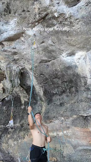 how to clip your first clip. rodeo clip #rodeoclip #krabi #rockclimb #rockclimbing
