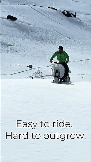 Electric Snow Scooter – First Ride on Snow