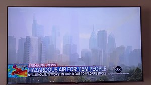 3.2K views · 446 reactions | I made World News Tonight with my air quality coverage. A code red was issued earlier today and some of the images here in Philadelphia look like we live in Mars! I’ve never seen anything like this before. Crazy stuff! | Chris Sowers | Facebook