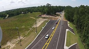 55 reactions · 40 shares | Check out some of the first cars to drive across the Diverging Diamond Interchange in D'Iberville, Mississippi. | Mississippi Department of Transportation | Facebook