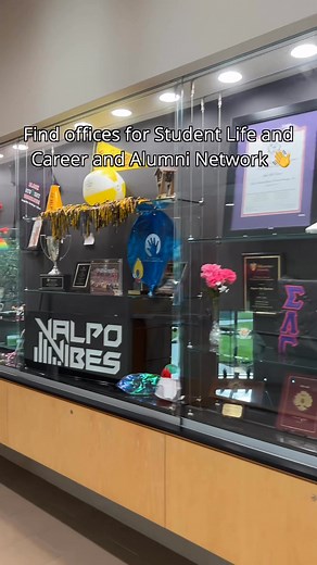 At the center of Valpo sits the Harre Union – a hub for on-campus residents, commuter students, alumni, and community members! Inside, you’ll find: • Essential offices for Student Life, Residential Life, the Career and Alumni Network, and more • On-campus dining options, including Founders Table and the Bell and Beacon Café • The campus bookstore, with Valpo gear, school supplies, and textbooks • Study lounges with a view – on the balcony, next to the fish tank, or wrapped up in the melody of a