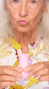 10K views | Her Reaction to the Lip Plumper Is Priceless! | Pretty Makeup | Facebook