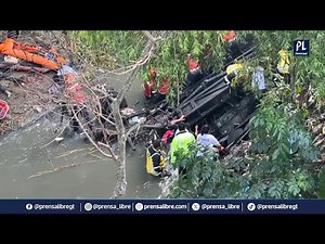 Accidente bajo el Puente Belice: bus cayó en un barranco y se reportan fallecidos