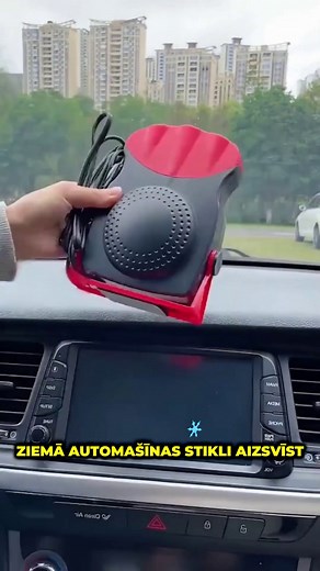 ✨ Šis burvju atkausētājs izkausē salnu sekundēs! 🌬️ 360° siltums ērtai braukšanai — katru reizi! 🎯 Gatavs saviem ziemas piedzīvojumiem? Izmēģini tūlīt👇 | Frilla LV