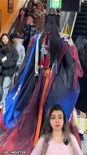 🔥 Tall Guy in Hanfu Cosplay Stuns Everyone on the Street! #streetstyle #hanfu #cosplay