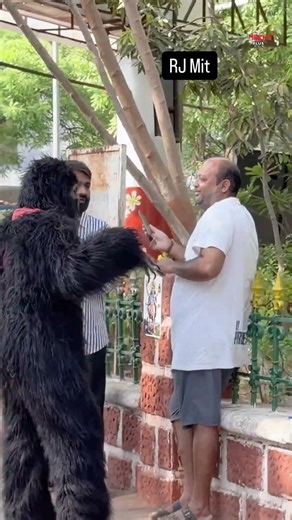 કેવા ડરી ગયા 😂😂😂| RJ MIT Prank | Mirchi Gujarati