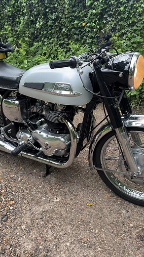 1962 Norton Dominator 88 (497cc parallel twin cylinder engine). To win this bike and other rare and desirable classics just like it, head over to The Classic Competition Company. Here’s our affiliate link to their page: https://www.theclassiccompetitioncompany.com/ref/17/ Enter CLASSIC15 at the checkout for a further 15% off your purchase. This deal is exclusive to The Classic Motorcycle Channel viewers. Location is Surrey, England, UK. Collaboration with The Classic Competition Company Video by