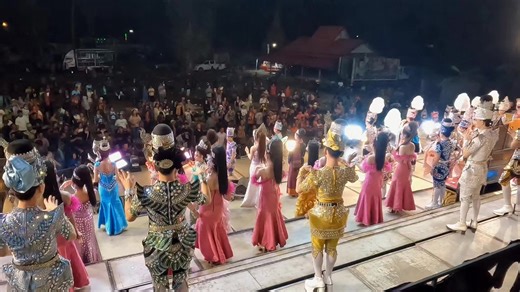 บรรยากาศเต้ยลาบนเวที #ระเบียบวาทะศิลป์ #แดนซ์เซอร์ระเบียบวาทะศิลป์🕺💃✨ #หมอลํา #เต้ยลา