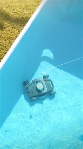 3 comments | Pool maintenance is a breeze when you have a trusty robotic vacuum doing most of the work for you!  Our AquaTronix G200 Automatic Robotic Pool Vacuum is the key to a debris-free (and stress-free) pool. ✨ As an added bonus, the vacuum is very satisfying to watch as it works its magic. 彩 Find your new pool vacuum and other pool maintenance tools here: https://bwusa.marketing/3Ylb9PS | Bestway | Facebook