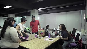 537 reactions · 71 shares | How does Lei manage her growing side business while maintaining a day job? Watch the video to find out. | FundKo | Facebook
