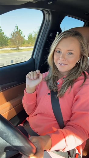 Addison Hayes on Instagram: "I did good today 🤩 #thriftedstyle"