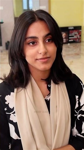 My hair didn't make me gorgeous,but it definitely helped."