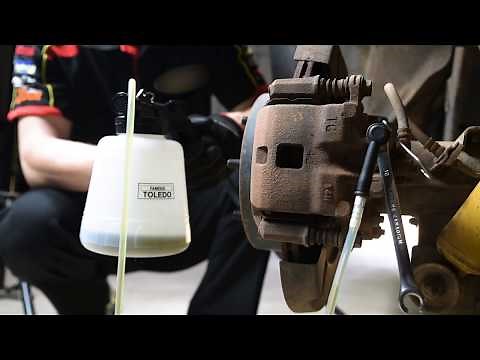 Toledo 310005 - Brake Bleeder & Fluid Extractor