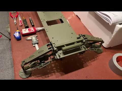 The HG P805 build Part 1. 1/12 Patriot missile launcher