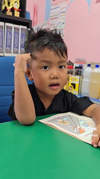 Selamat Hari Raya: Ucapan dan Video Kreatif 2025