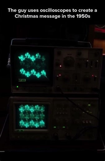 A man used an oscilloscope to make a Christmas message