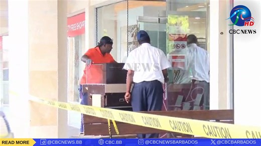 One of the landmark stores in Holetown, St James, remained closed this morning. This, after reports indicate that there was a break-in at Bridgetown Duty Free - formerly Cave Shepherd - at Sunset Crest Shopping Mall. There was no information on the damage caused or any items which may have been stolen at this time. We’ll therefore provide further details as they become available. 𝗩𝗶𝘀𝗶𝘁 𝗼𝘂𝗿 𝘄𝗲𝗯𝘀𝗶𝘁𝗲 𝘄𝘄𝘄.𝗰𝗯𝗰.𝗯𝗯 𝗳𝗼𝗿 𝗺𝗼𝗿𝗲.(🔗Link in bio) 📸Anderson Arthur #BreakIn #Store