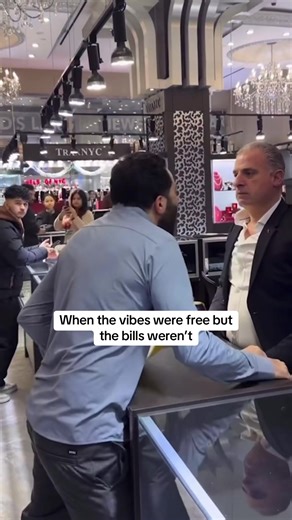 Damnn, wheres the money? #fypシ゚viral #meme #outside #funny #viral