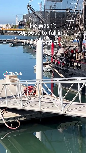 Fall Fail in Los Gringo Hunters Chase Scene