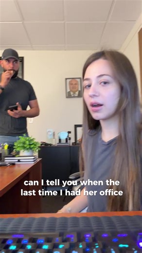 Alright let’s settle this… Team Raffi’s or Team Carousel? 😂 The office is split — half say Raffi’s, half say Carousel. Let’s start the debate. 👉 Tap the link in bio | Comment WINDOWS #LosAngelesHomes #WindowReplacementLA #SoCalRemodel #HomeImprovement #RELIWindowsAndDoors #RELIWindows #LosAngelesContractor