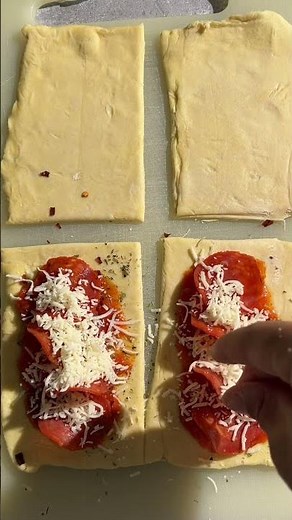 Homemade Pizza Hot Pockets