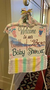 Just a quick tour of the baby shower decor before everyone arrives. Ashley's mom is just amazing she created all the decorations for the baby shower. | The Crafty Decorator