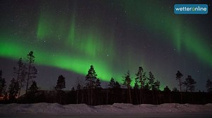 20K views · 294 reactions | So schön kann der Winter sein. Unser WetterReporter Marco "nimmt" euch mit in den hohen Norden. Lehnt euch zurück und genießt die Polarlichter und Winterlandschaft in seinem Video-Bericht. | WetterOnline | Facebook