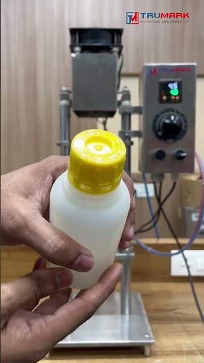 Pneumatic Bottle Cap Shrink Labeling Machine