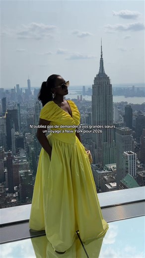 Moi ma grande sœur est très capable @Guirassy mondiale fashion et je ne partage pas 🤭 Ma robe vient du Ghana @VEXXELS 🤍