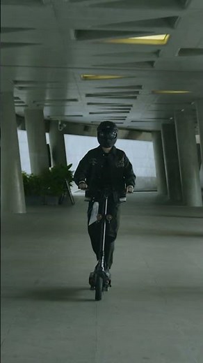 Climb every mountain with this scooter#foldingscooter #outdoors #hiboy #hillclimbracing #powerride