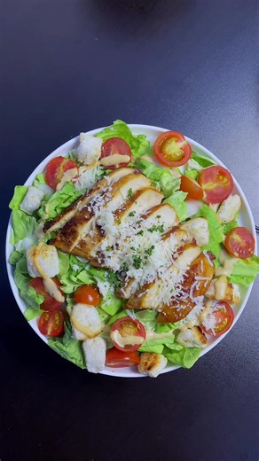 Turn your passion for cooking into a professional skill. Spice Craft Academy is now open for April intake into our 4 weeks Catering & Culinary Training Program. 📅 Start Date: April 20th, 2026. 💼 Program: Full Culinary Program 💰 Tuition Fee: ₦450,000 ⚠️ Limited slots available Gain hands-on training, professional guidance, and practical culinary skills needed to succeed in the industry. 📩 Send us a DM to register 📞 Or call/WhatsApp our office line 08130693208 Build a lifetime Skill with Spic