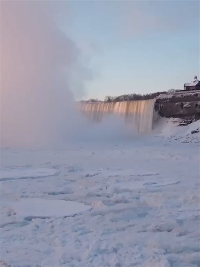 Niagara Falls Transformed: A Winter Icy Spectacle
