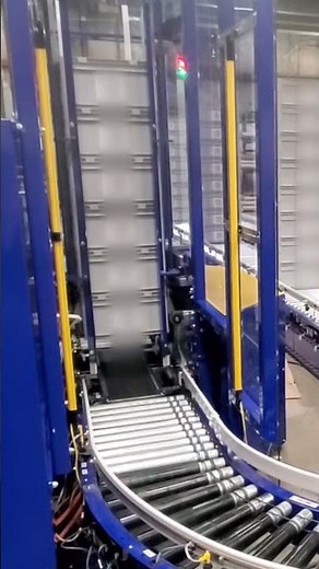 Tote Stacking Conveyor Device | Up to 22 per minute #totestacking #totehandling #conveyorautomation