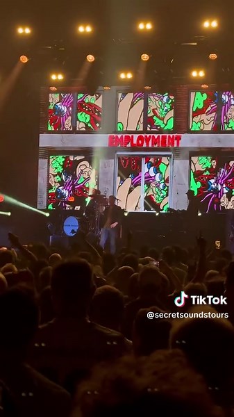 Ruby, ruby, ruby, ruby! The Kaiser Chiefs lit up Melbourne on Tuesday night 🔥 Sydney, it’s your turn tonight, and Brisbane follows tomorrow! Last chance to grab your tickets—don’t miss out! → link in bio.