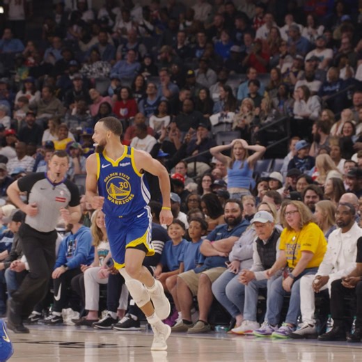 303K views · 7.7K reactions | CURRY'S GOT EIGHT THREES Are you not entertained ⁉️ | Golden State Warriors | Facebook