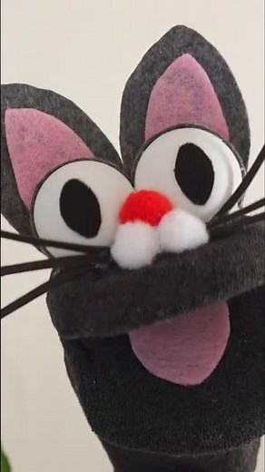 How to Make a Cat Puppet out of a Sock 🐱 Easy Craft Idea #puppet