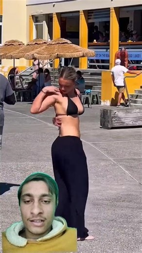 🥵Slap Girl #funny #prank #comedy #shortsfeed #viral #ytshorts