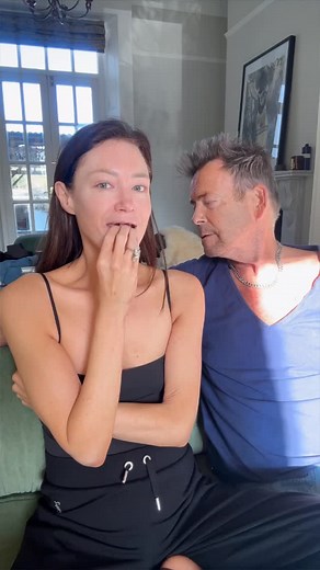 Happy Sunday… we’ve fallen down a Selling Sunset rabbit hole it’s so so good Skincare routine this morning is simple: @skinrocks amplifier which is a true tonic for the skin @lancomeofficial genefique serum @elemis_uki fluid spf 50 | Lornaluxe