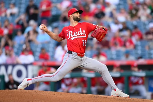 Tampa Bay Rays and pitcher Nick Martinez finalize $13 million, 1-year contract