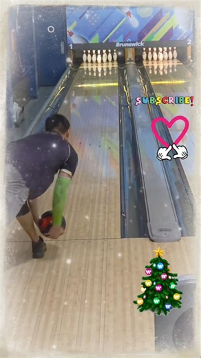 make it hot by striking #shorts #bowling #bowlervibes #pba #bowlingcenter #bowlingtips #2hand