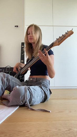 Exploring the Magic of Female Bassists: Eyes Without a Face