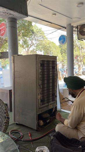 Outlet open hote hi nuksan🤦🏻‍♂️🥲#trending #youtubeshorts #ytviral #food #youtubevideos #dailyvlog