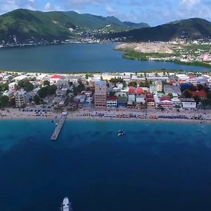 1.5K views · 52 reactions | The friendly island is home to one of the busiest ports in the Caribbean. Wether you visit by boat or plane we’ll be sure to welcome you the right way. . . (Video Cred: @crucerofun ) | Saint-Martin – French Side | Facebook