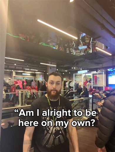 Top bloke tbf 😂 what should we say next #viral #fyp #pov #manchesterunited #trend