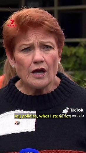 Pauline Hanson Heckled During Victorian Campaign Event